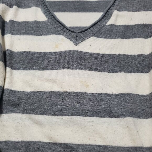 Vintage Gray and White Striped Babydoll Sweater (xl) - Picture 3 of 4